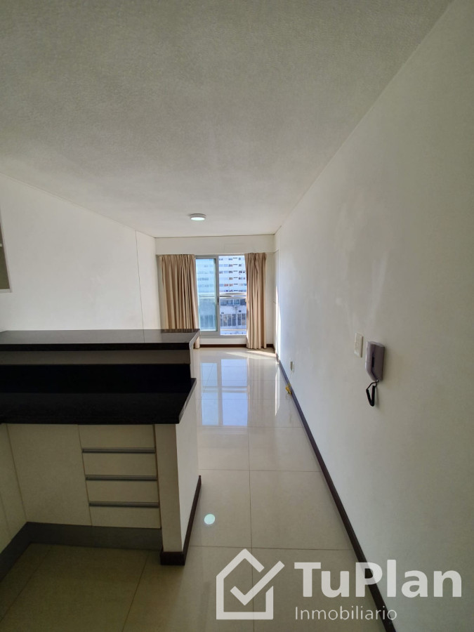 Apartamento ID.1774 - (Ref 4.182) Se vende monoambiente en Cordón 