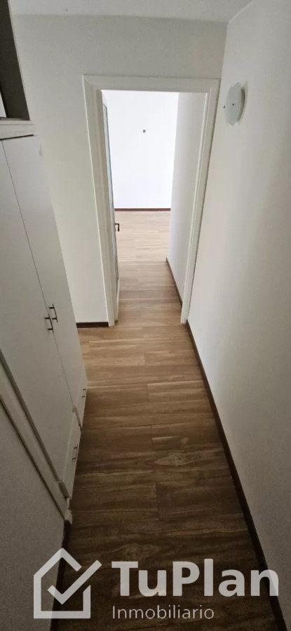 Apartamento ID.1675 - (Ref:4.088) Apto 1dorm+balcon centro