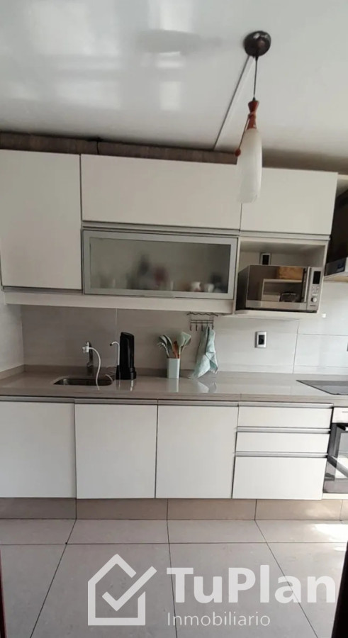 Apartamento ID.1934 - (Ref. 4.339) Apartamento de 3 dormitorios  cerca de Millán y Luis Alberto de Herrera