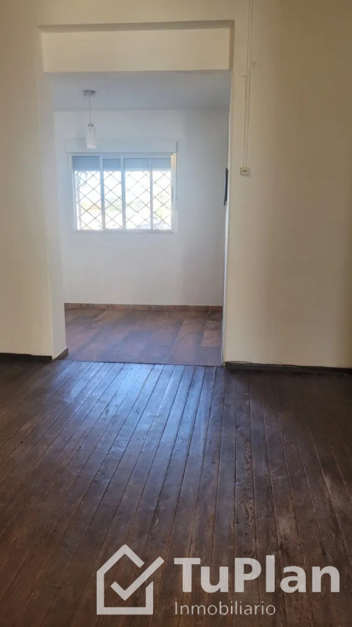 Apartamento ID.1791 - (Ref 4.199) Se alquila casa con jardin y parrillero en el Cerro