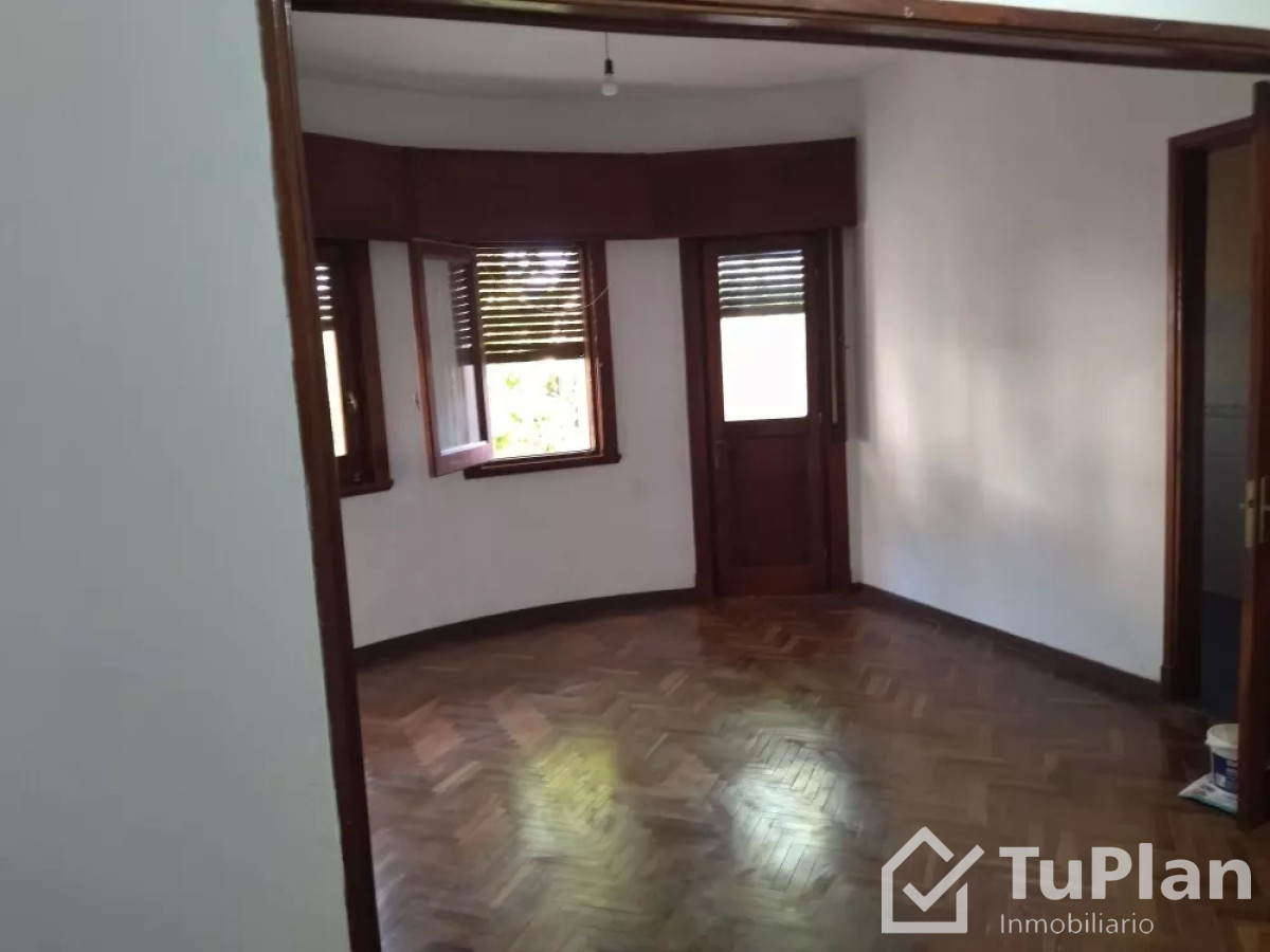 Apartamento ID.992 - (Ref: 3.267) Venta de apartamento de 2 dormitorios en el Centro