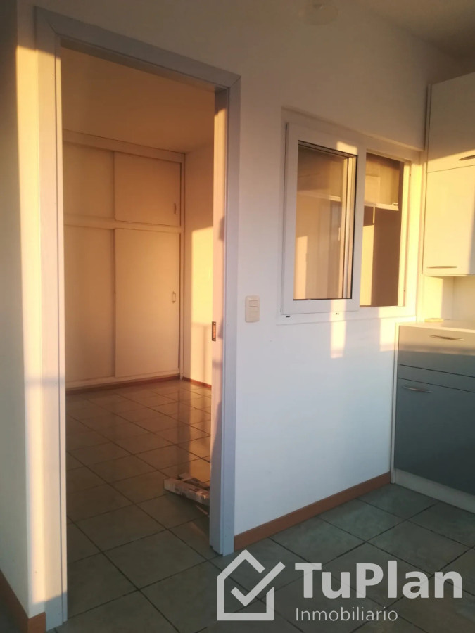 Apartamento ID.1936 - (Ref 4.341)Monoambiente muy luminoso con dormitorio definido