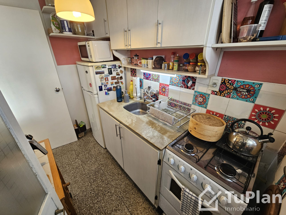 Apartamento ID.1310 - (Ref. 3.583) Venta de Apartamento de 1 dormitorio en el Centro 