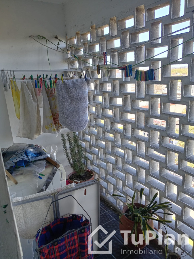 Apartamento ID.1885 - (Ref 4.290) Se vende apartamento, 3 dormitorios en Mercado Modelo próximo a Nuevo Centro Shopping 