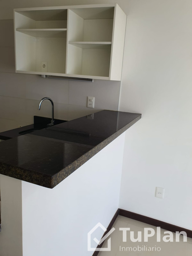 Apartamento ID.1774 - (Ref 4.182) Se vende monoambiente en Cordón 