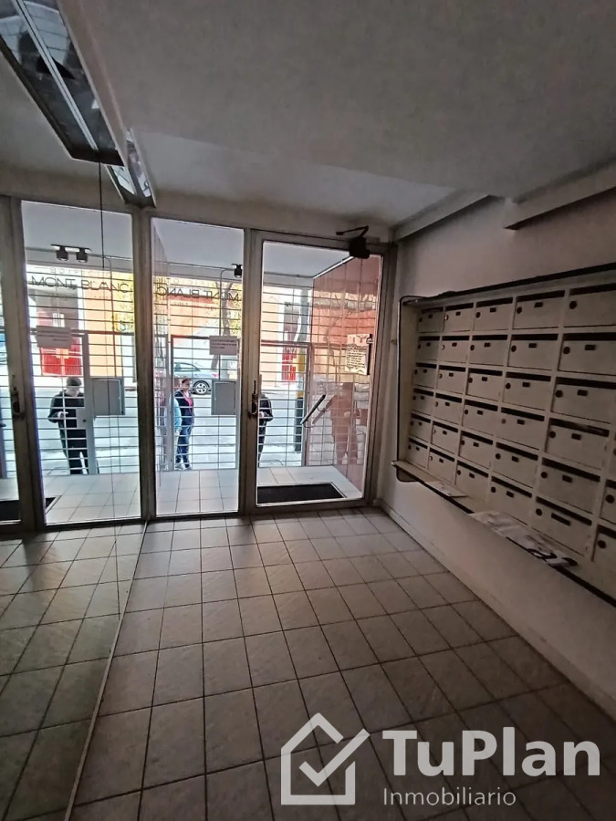 Apartamento ID.1809 - (Ref 4.217) Se alquila monoambiente en el Centro 