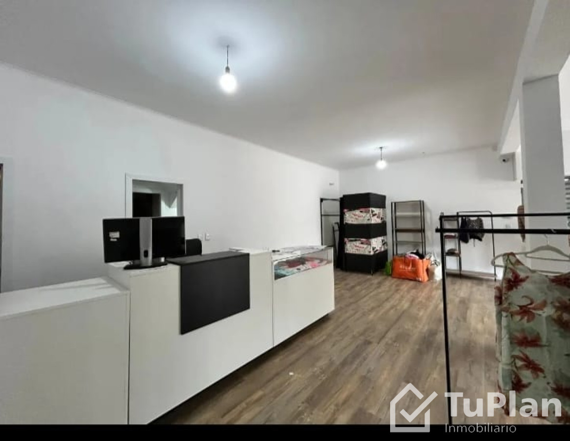 Apartamento ID.1863 - (Ref 4.269) Se vende local comercial en Cerro 