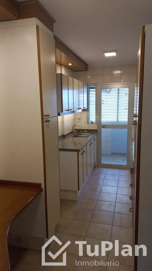 Apartamento ID.1879 - (Ref 4.284) Se alquila apartamento de 3 dormitorios en Parque Batlle