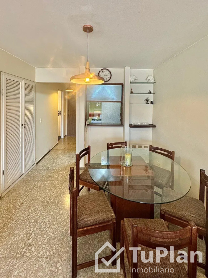 Apartamento ID.1777 - (Ref: 4.185) Se vende apartamento de 2 dormitorios con vista al mar en Península de Punta del Este