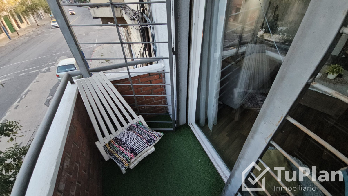 Apartamento ID.858 - (Ref: 3.138) Venta de apartamento de 2 dormitorios y 2 balcones en Aguada