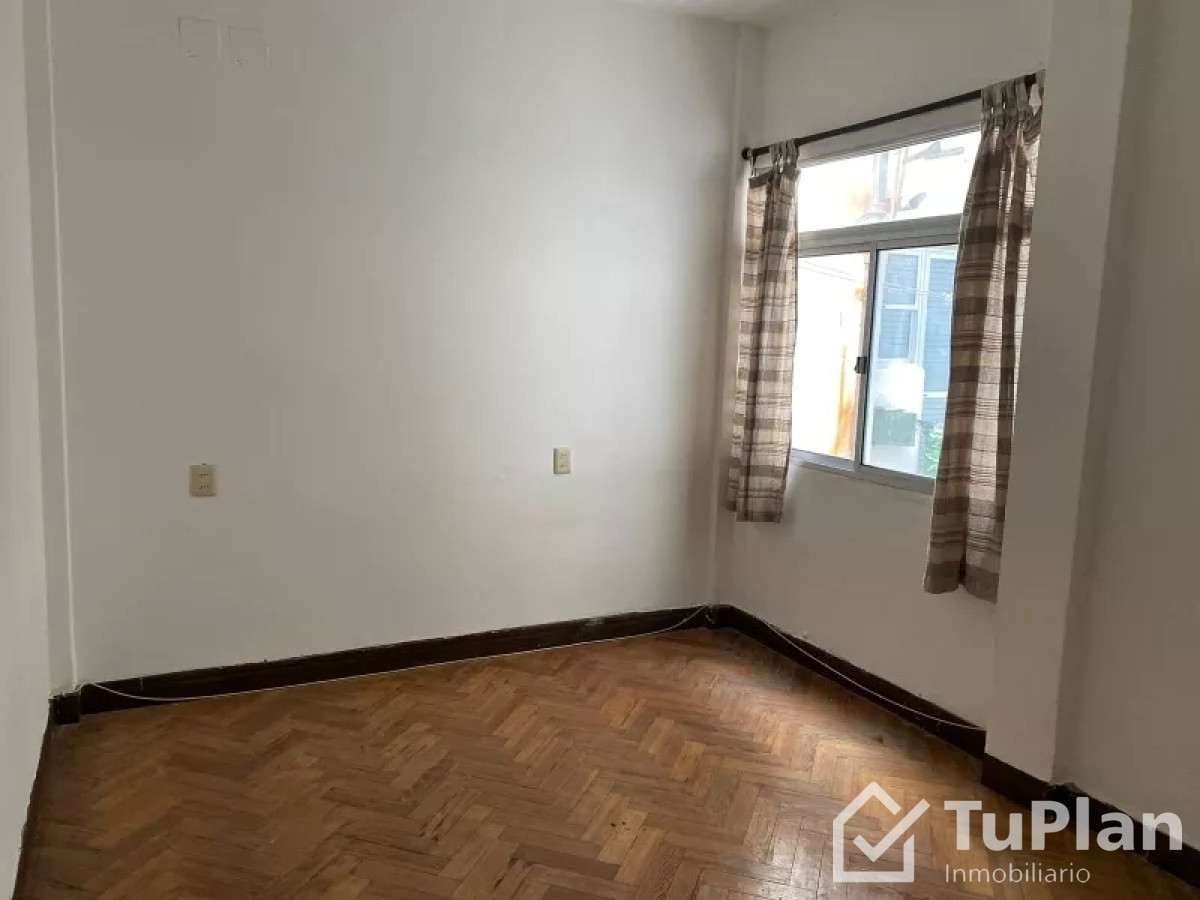 Apartamento ID.815 - (Ref: 3.095) Venta de apartamento de 2 dormitorios en el Centro con renta