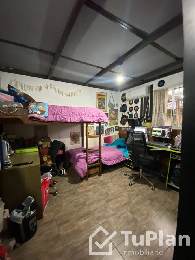 Apartamento ID.1770 - (Ref 4.159) Se vende casa en Colón 