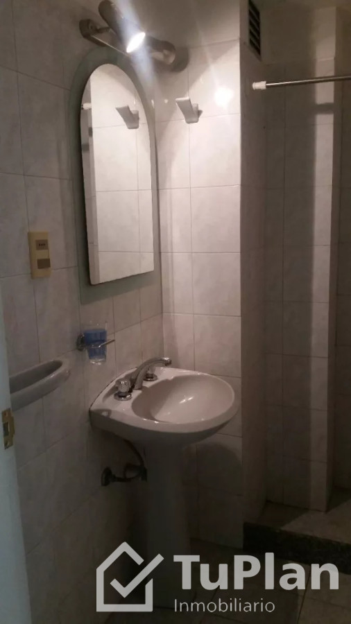 Apartamento ID.1687 - (Ref:4.100) Apto 1 dorm centro