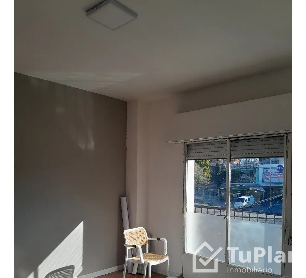 Apartamento ID.1874 - (Ref 4.280) Se alquila apartamento de 2 dormitorios, 2 baños y gran patio en La Blanqueada 