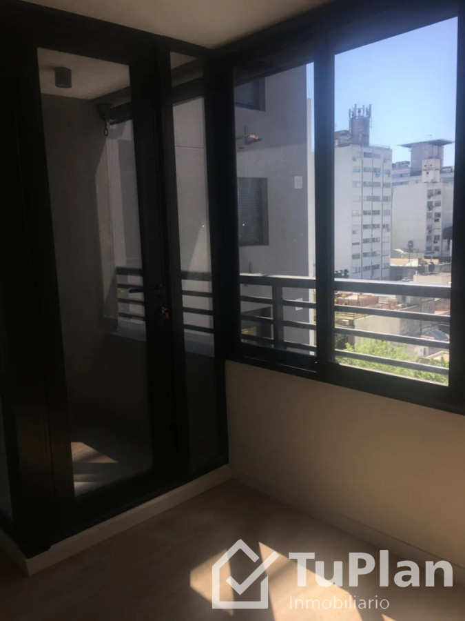 Apartamento ID.1898 - (Ref 4.303) Se alquila monoambiente en Cordón 