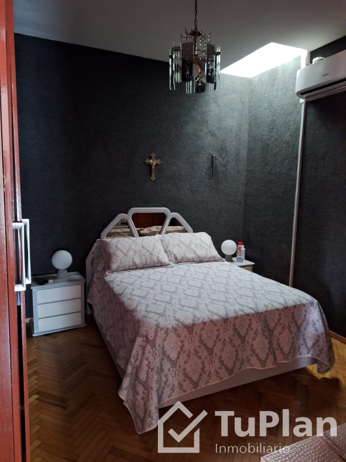 Apartamento ID.1639 - (Ref: 4.051) Casa3dorm+cochera+picina