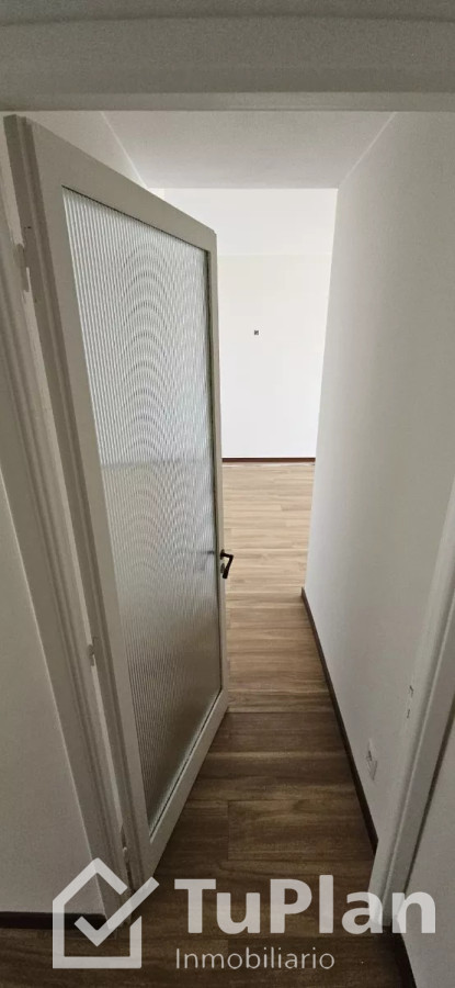 Apartamento ID.1675 - (Ref:4.088) Apto 1dorm+balcon centro