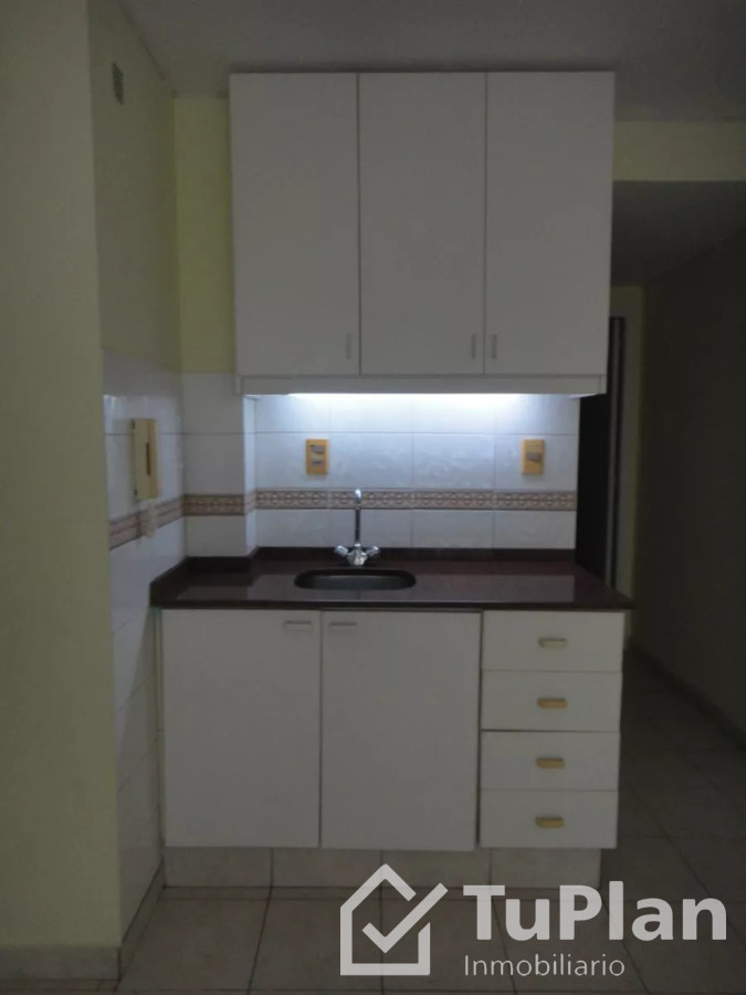 Apartamento ID.1687 - (Ref:4.100) Apto 1 dorm centro