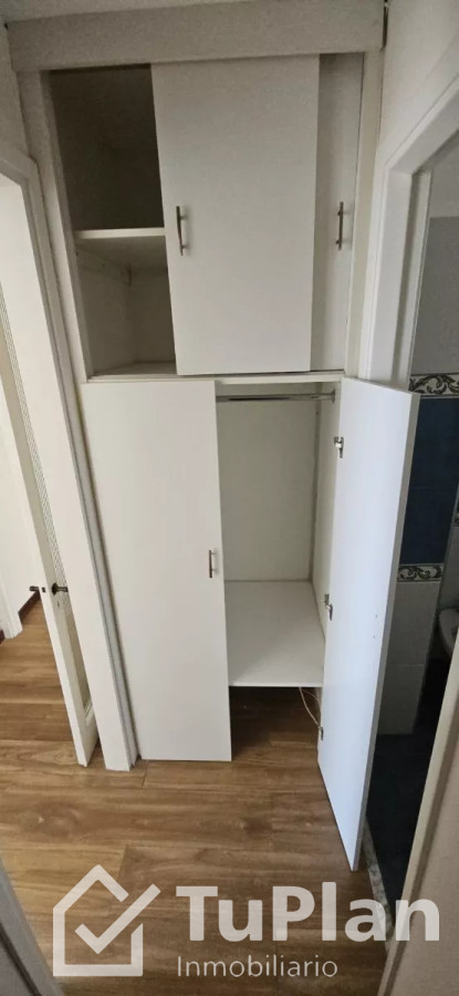 Apartamento ID.1675 - (Ref:4.088) Apto 1dorm+balcon centro