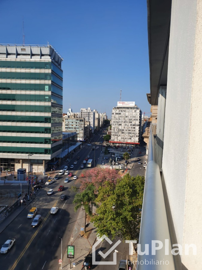 Apartamento ID.1774 - (Ref 4.182) Se vende monoambiente en Cordón 