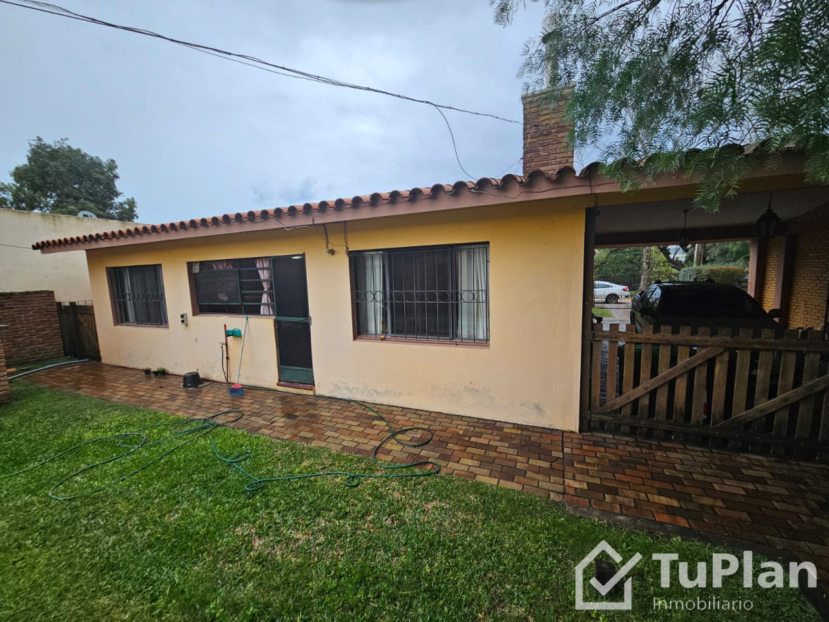 Apartamento ID.1761 - (Ref 4.170) Se vende casa+apartamento en Shangrilá Sur 
