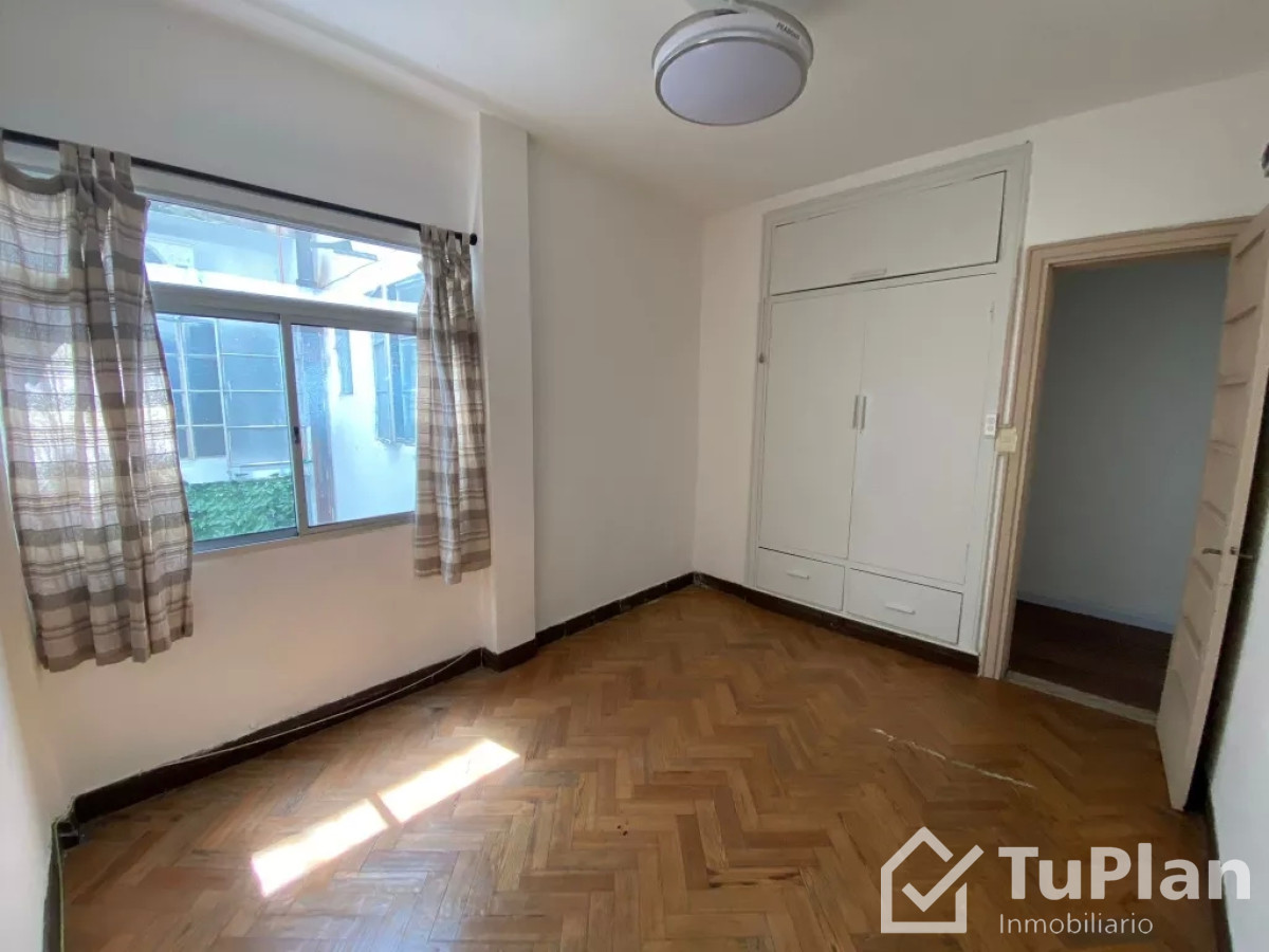 Apartamento ID.815 - (Ref: 3.095) Venta de apartamento de 2 dormitorios en el Centro con renta