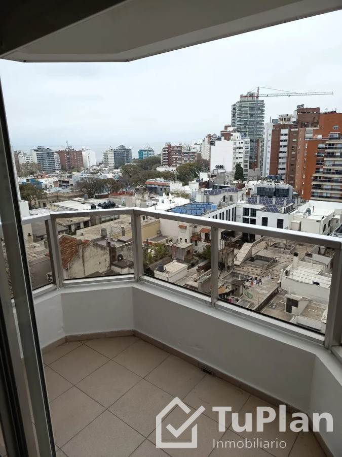 Apartamento ID.1895 - (Ref 4.300) Se alquila apartamento de 1 dormitorio en Punta Carretas 