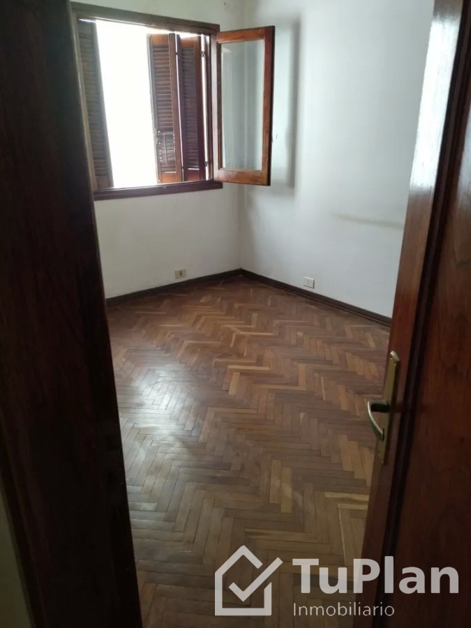 Apartamento ID.992 - (Ref: 3.267) Venta de apartamento de 2 dormitorios en el Centro
