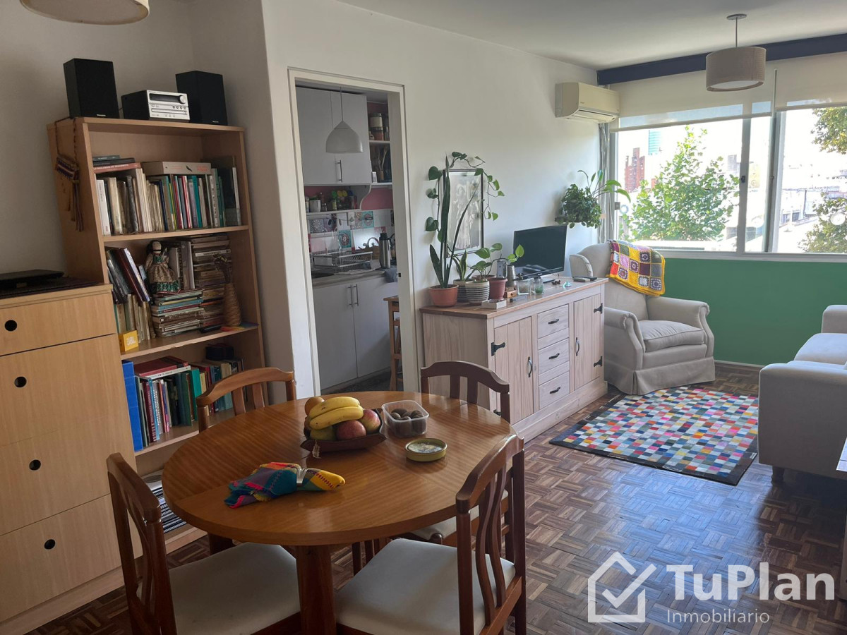Apartamento ID.1310 - (Ref. 3.583) Venta de Apartamento de 1 dormitorio en el Centro 