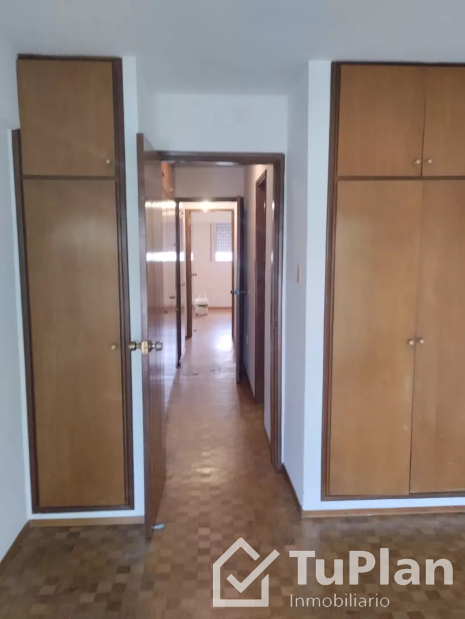 Apartamento ID.1633 - (Ref:4.048) Aptotipocasa 4dorm,3baños,2cocheras