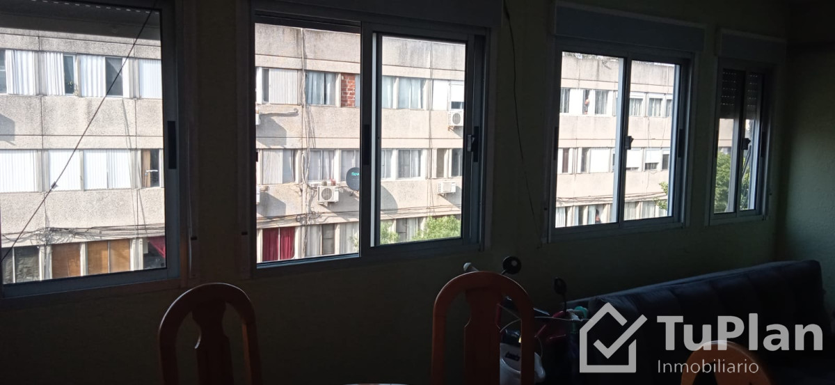 Apartamento ID.1102 - (Ref: 3.376) Venta de apartamento de 2 dormitorios en complejo de Nuevo París