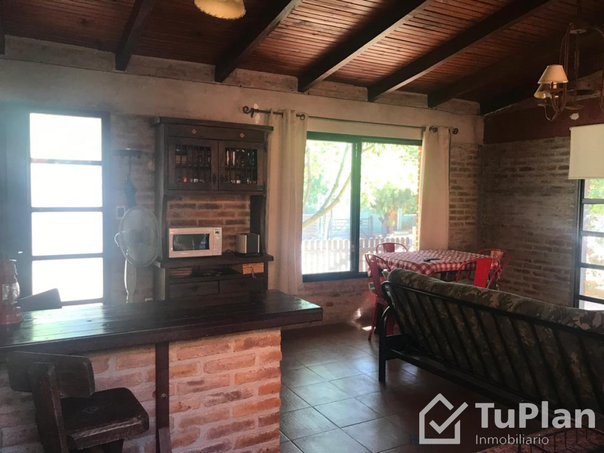 Apartamento ID.1856 - (Ref 4.262) Se alquila casa de 2 dormitorios cercana a la playa en Piriápolis 