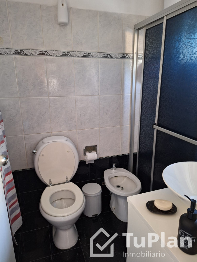 Apartamento ID.1639 - (Ref: 4.051) Casa3dorm+cochera+picina