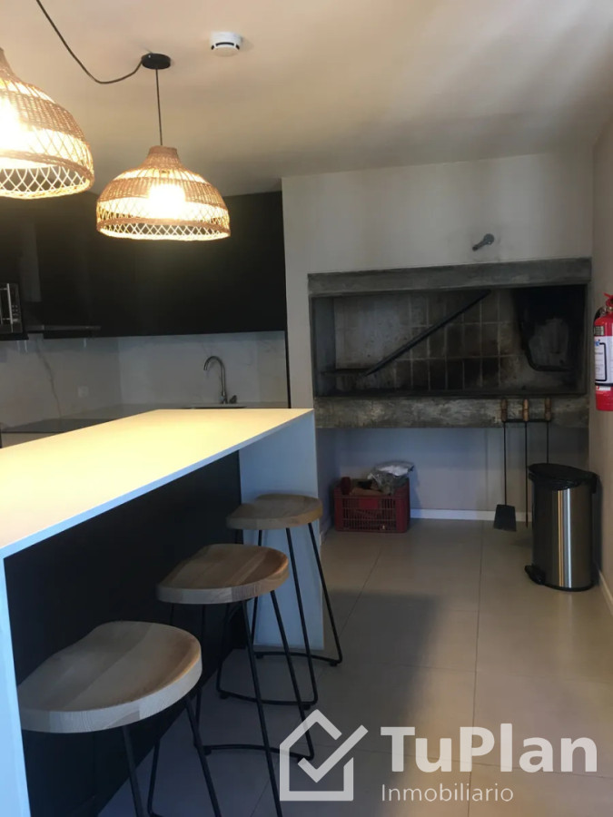 Apartamento ID.1898 - (Ref 4.303) Se alquila monoambiente en Cordón 