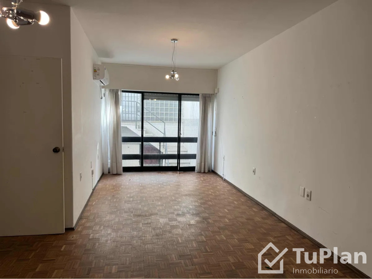 Apartamento ID.1877 - (Ref 4.282) Se alquila apartamento de 3 dormitorios y 2 baños en Punta Carretas 