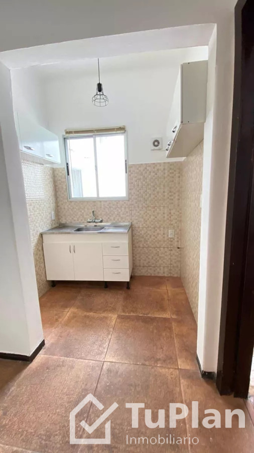 Apartamento ID.809 - (Ref: 3.089) Venta de apartamento en Pocitos con patio exclusivo
