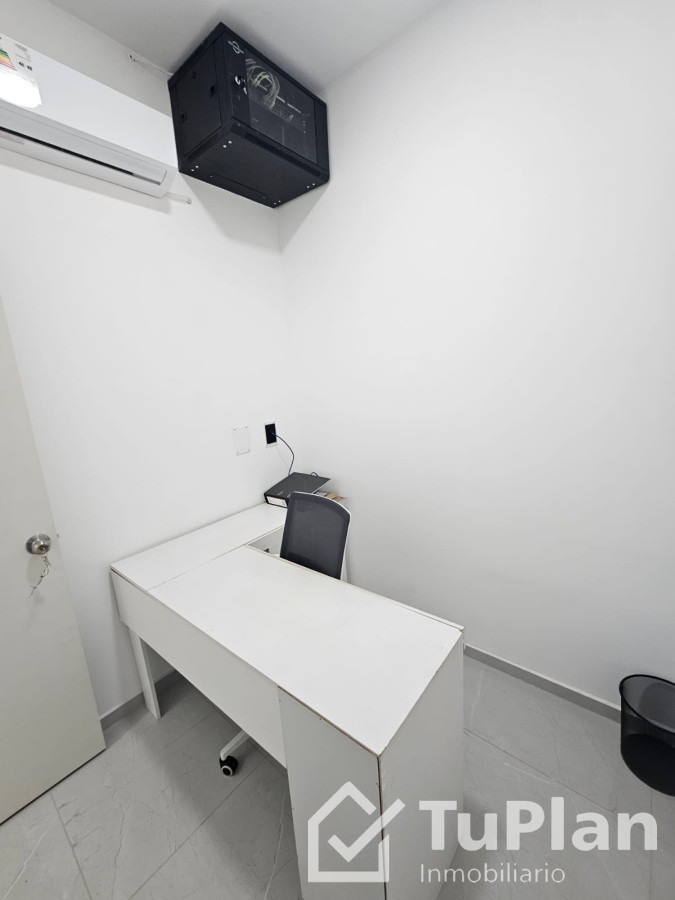 Apartamento ID.1412 - (Ref. 3.689) Alquiler de Oficinas en modalidad de coworking, Durazno y Ejido, Barrio Sur. Oficina