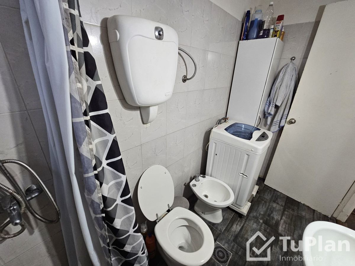 Apartamento ID.858 - (Ref: 3.138) Venta de apartamento de 2 dormitorios y 2 balcones en Aguada