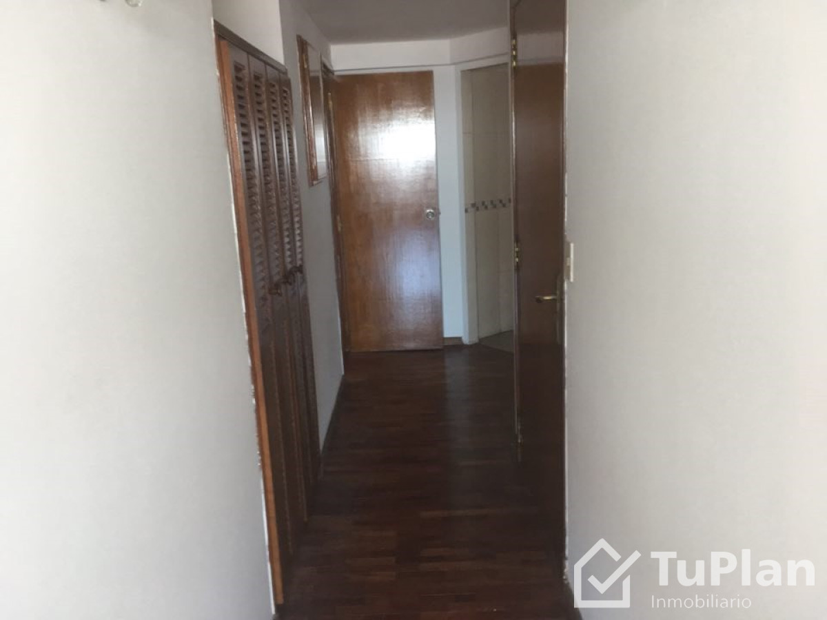 Apartamento ID.1246 - (Ref: 3.521) Alquiler de apto Punta Carretas Edificio Boa Vista, Rambla Gandhi y Solano García.