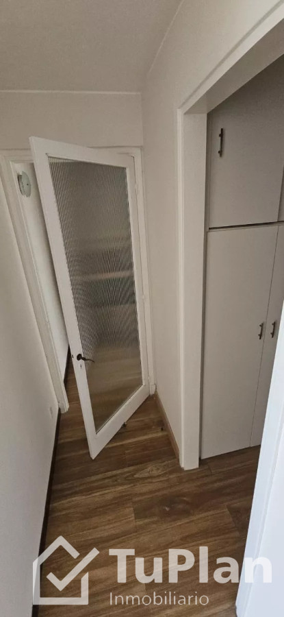 Apartamento ID.1675 - (Ref:4.088) Apto 1dorm+balcon centro