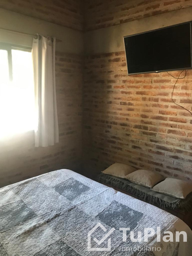 Apartamento ID.1856 - (Ref 4.262) Se alquila casa de 2 dormitorios cercana a la playa en Piriápolis 