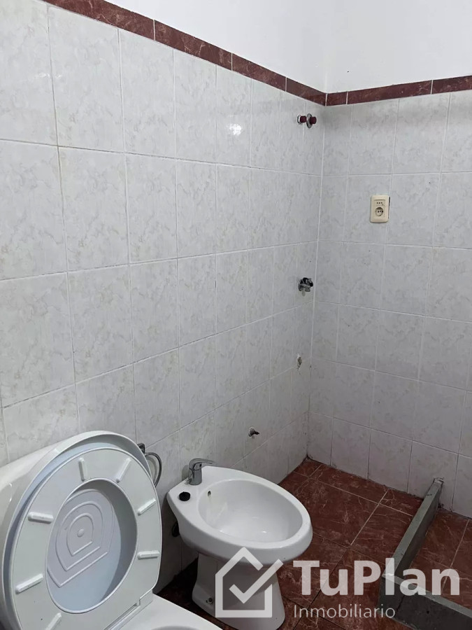 Apartamento ID.999 - (Ref: 3.274) Oportunidad única Se Vende Apto con excelente renta
