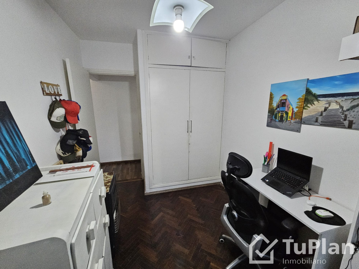 Apartamento ID.858 - (Ref: 3.138) Venta de apartamento de 2 dormitorios y 2 balcones en Aguada