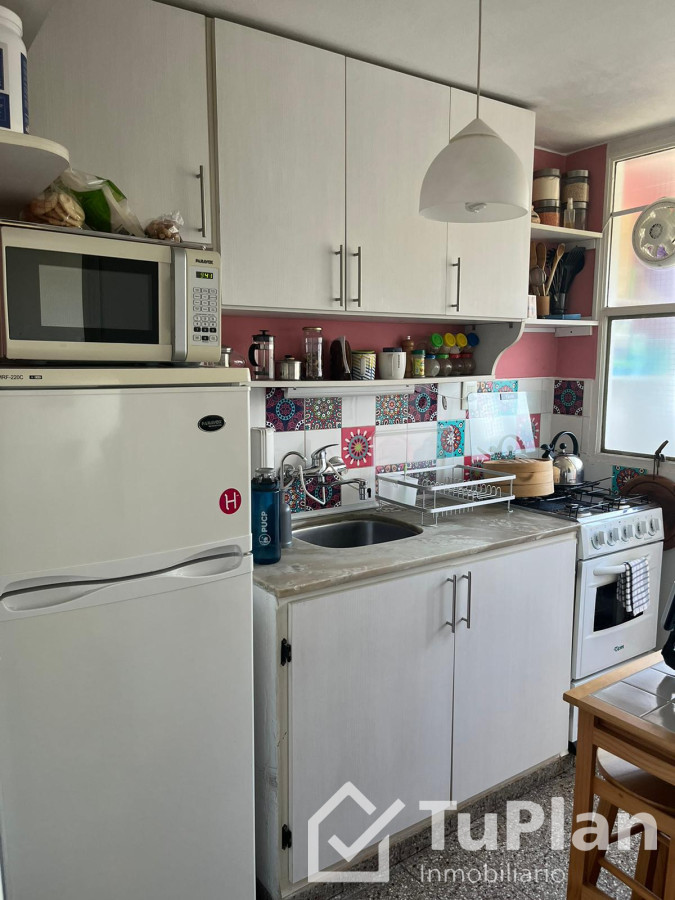 Apartamento ID.1310 - (Ref. 3.583) Venta de Apartamento de 1 dormitorio en el Centro 