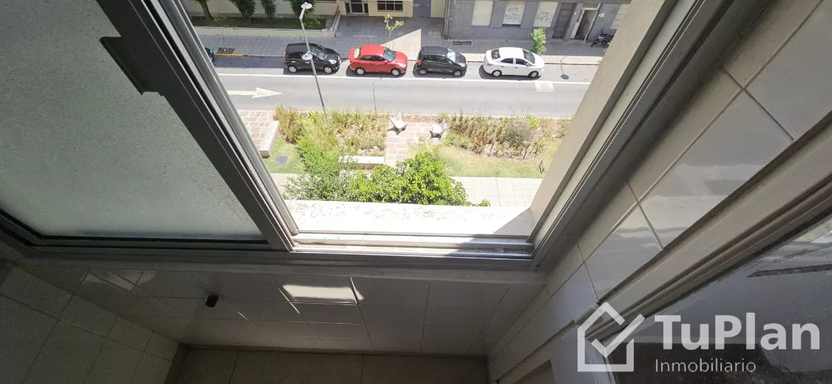Apartamento ID.1675 - (Ref:4.088) Apto 1dorm+balcon centro