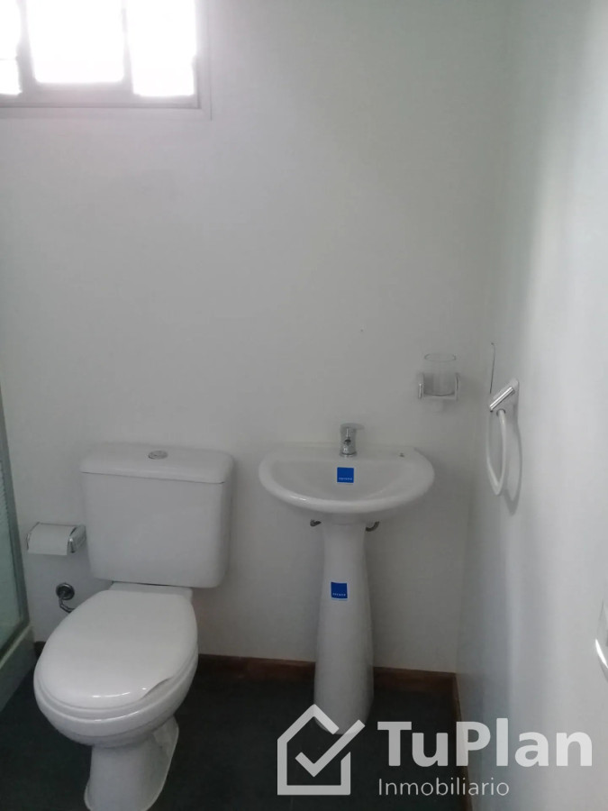 Apartamento ID.1979 - Ref. 5028 Casa 1 Dormitorio Terminal Colón