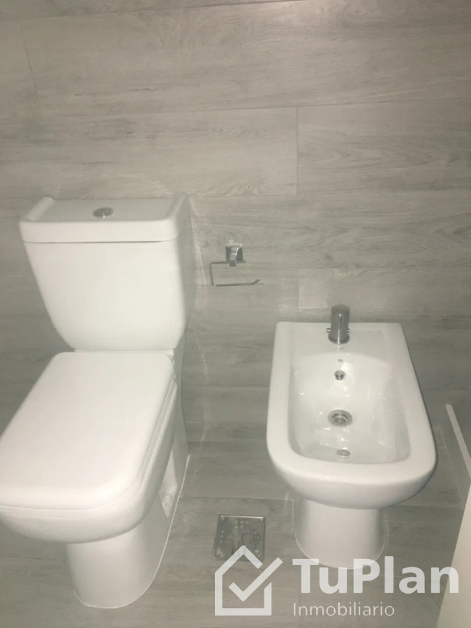 Apartamento ID.1898 - (Ref 4.303) Se alquila monoambiente en Cordón 