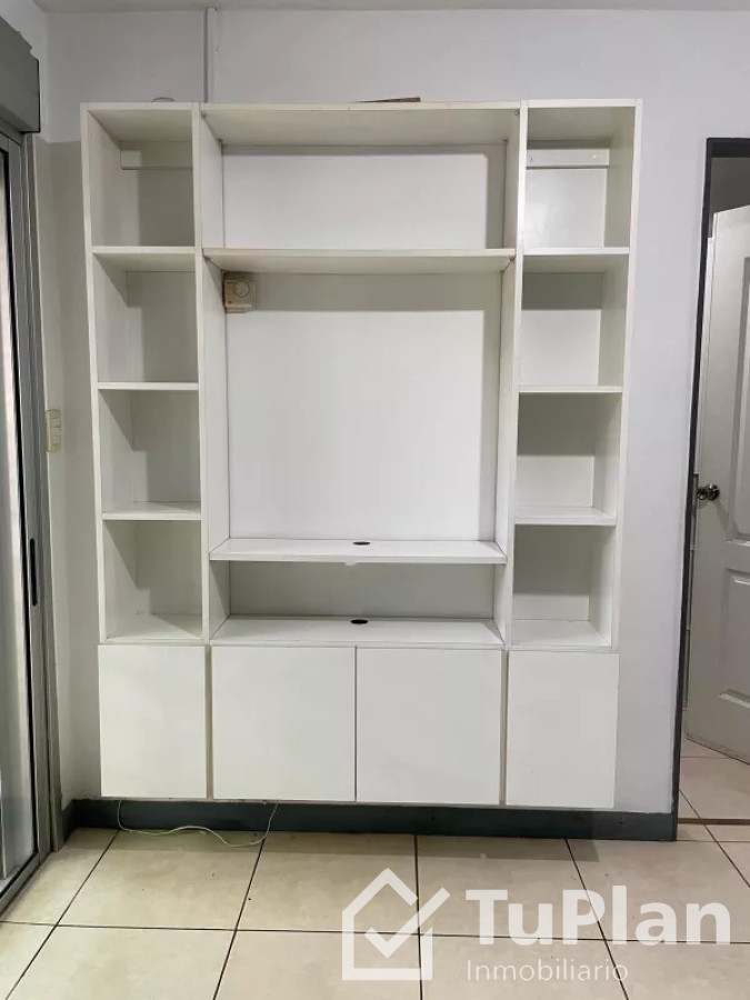 Apartamento ID.1636 - (Ref:4.052)Excelente apto semi amoblado 1dorm+cochera en centro