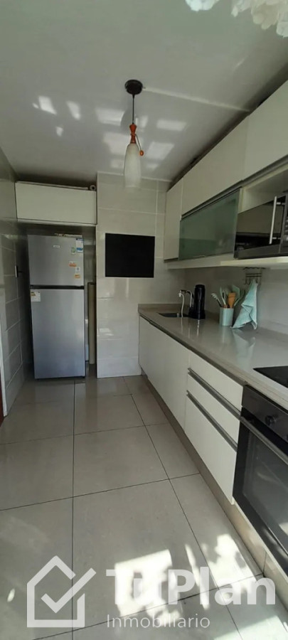 Apartamento ID.1934 - (Ref. 4.339) Apartamento de 3 dormitorios  cerca de Millán y Luis Alberto de Herrera