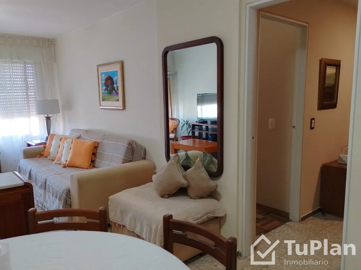 Apartamento ID.1777 - (Ref: 4.185) Se vende apartamento de 2 dormitorios con vista al mar en Península de Punta del Este